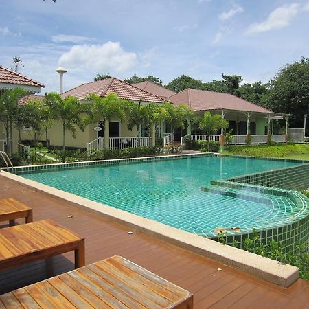 Ruen Maihom Riverside Cottage Kancsanaburi Kültér fotó