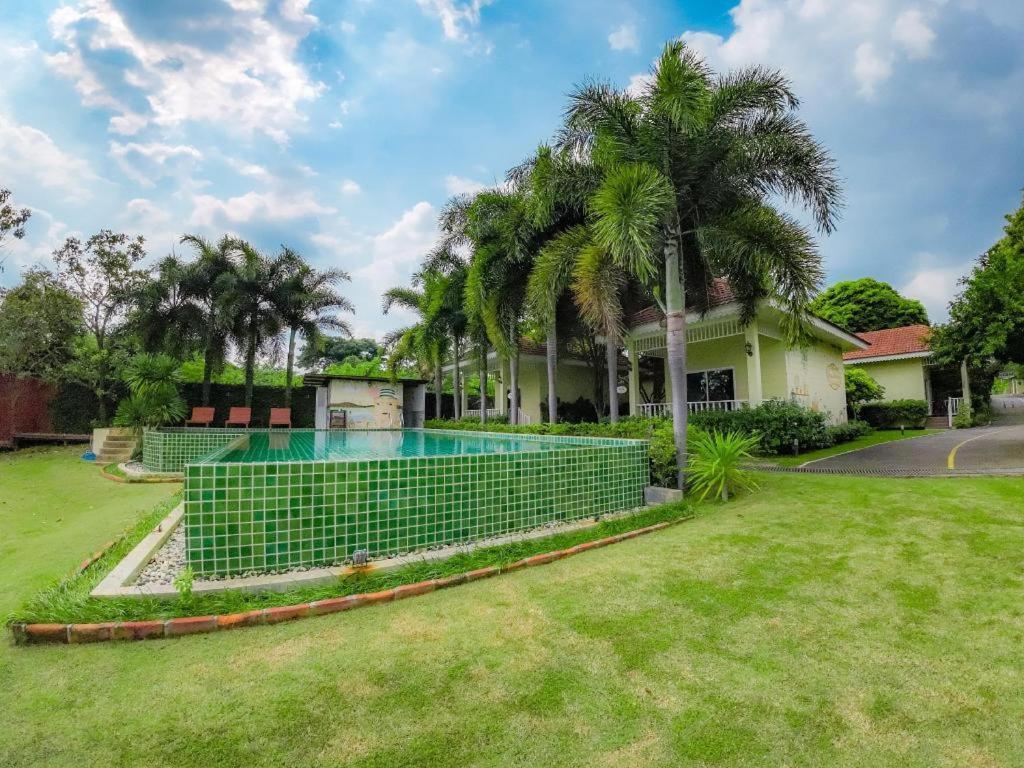 Ruen Maihom Riverside Cottage Kancsanaburi Kültér fotó
