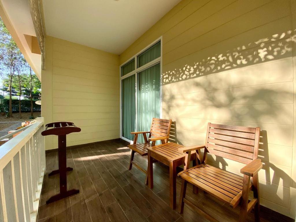 Ruen Maihom Riverside Cottage Kancsanaburi Kültér fotó