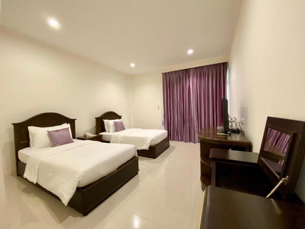 Ruen Maihom Riverside Cottage Kancsanaburi Kültér fotó