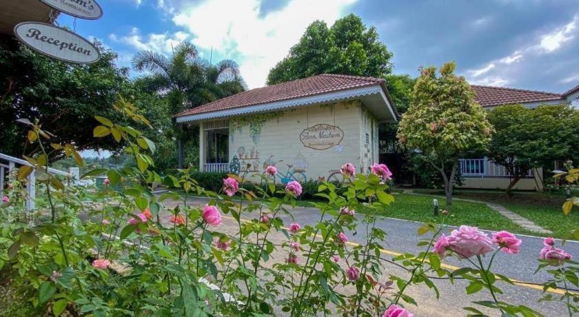 Ruen Maihom Riverside Cottage Kancsanaburi Kültér fotó