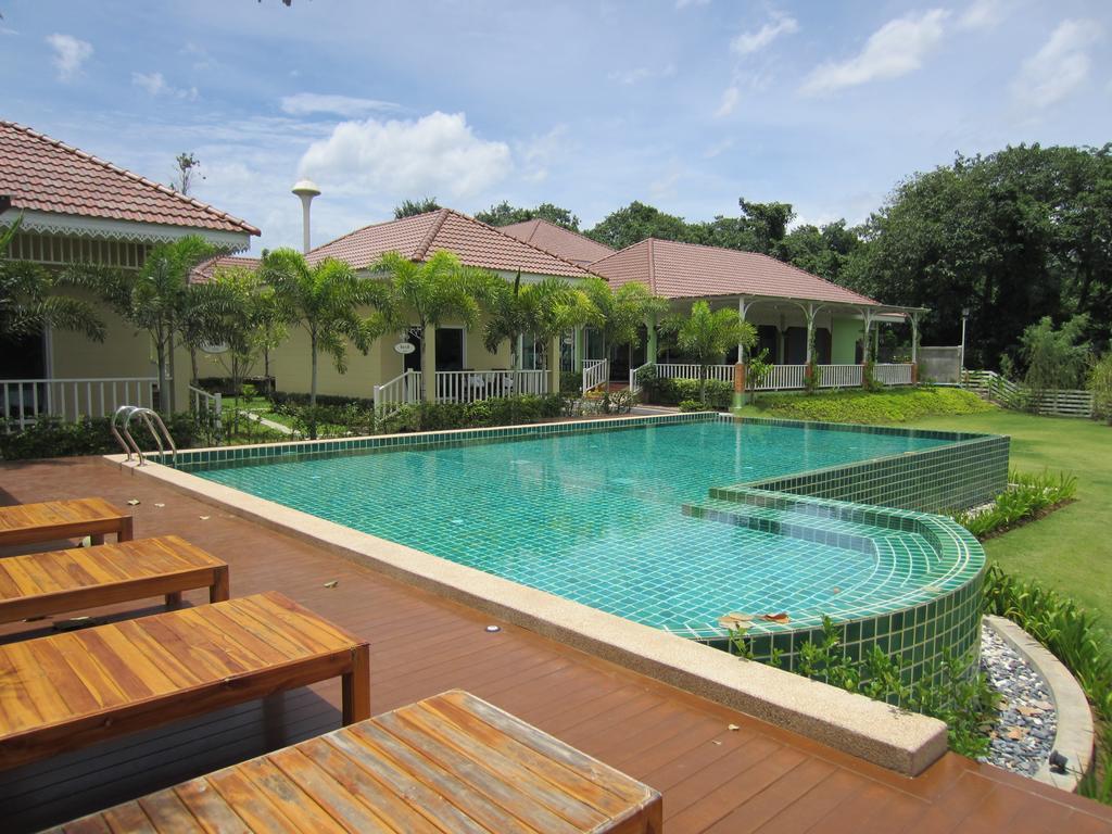 Ruen Maihom Riverside Cottage Kancsanaburi Kültér fotó